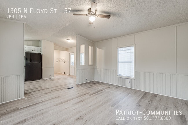 Building Photo - 1305 N Floyd St