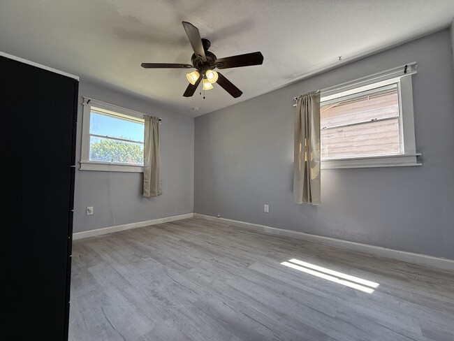 Building Photo - 5736 Shipp Dr