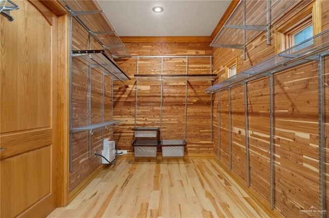 Building Photo - 41 N Ware Rd