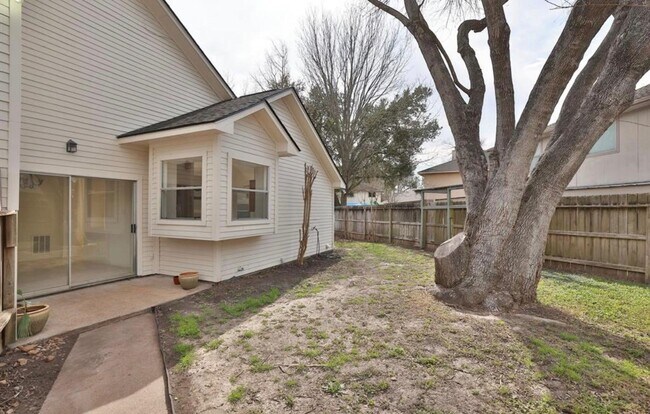 Building Photo - 10707 Williston Dr