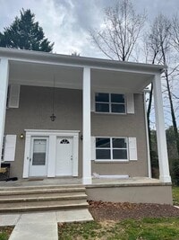 Building Photo - 2715 Greenville Hwy