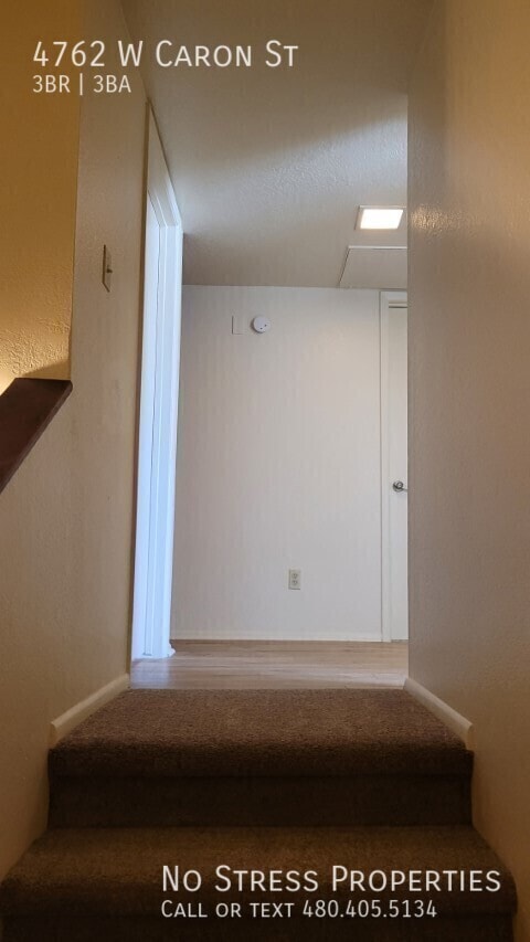 Building Photo - 4762 W Caron St