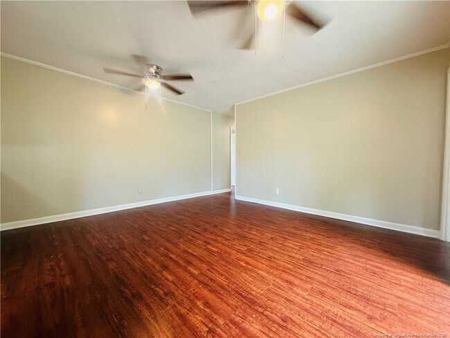 Building Photo - 5325 Trampas Ct