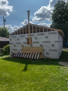 Building Photo - 219 E 89th Pl