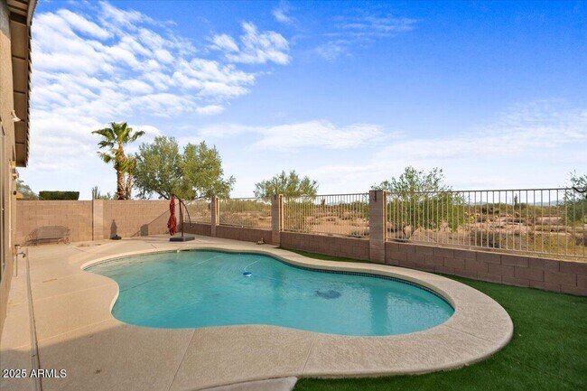 Building Photo - 4615 E Prickly Pear Trail