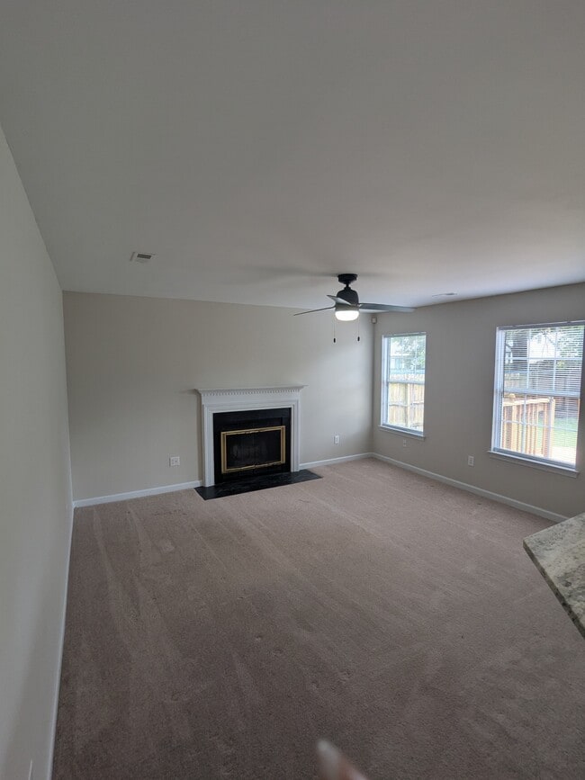 Building Photo - 708 Galleon Dr