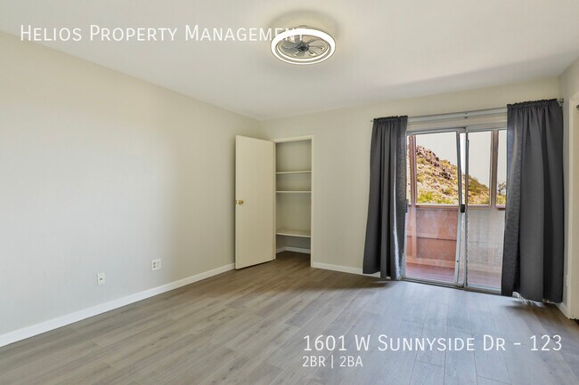 Building Photo - 1601 W Sunnyside Dr