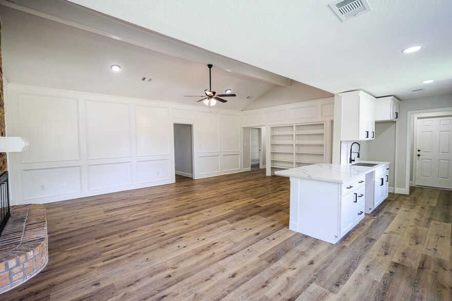 Building Photo - 51 Sweetgum Ct