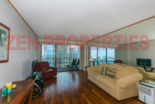 Building Photo - fully furnished 1/1/1 condo at Harbor Squa...