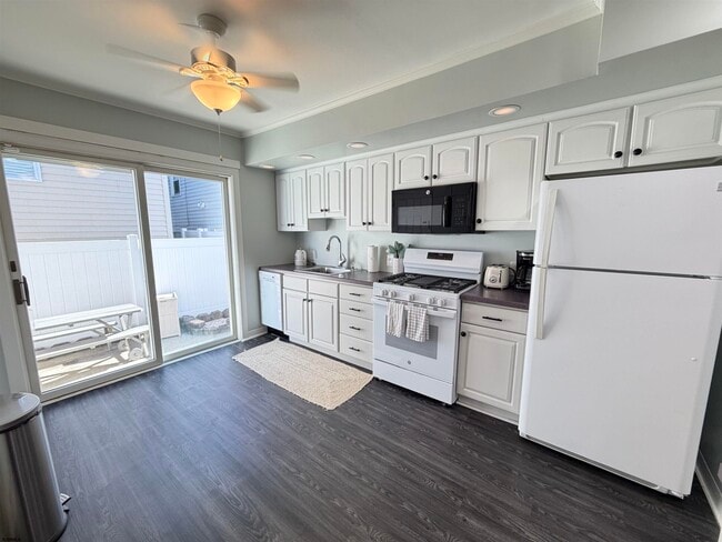 Building Photo - 17 N Buffalo Ave