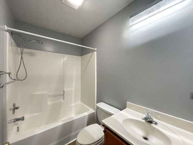 Building Photo - 159 State St