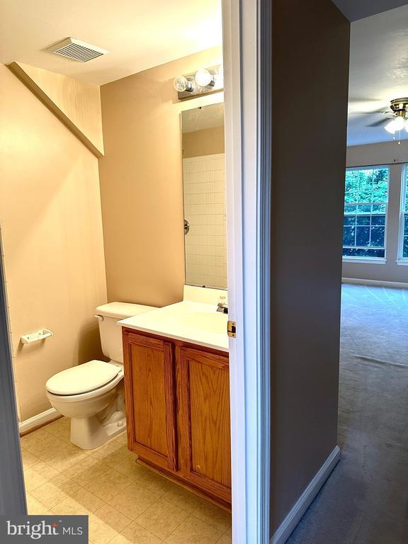 Building Photo - 21057 Pickerelweed Terrace
