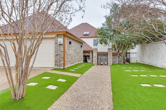 Building Photo - 9130 Valley Chapel Ln