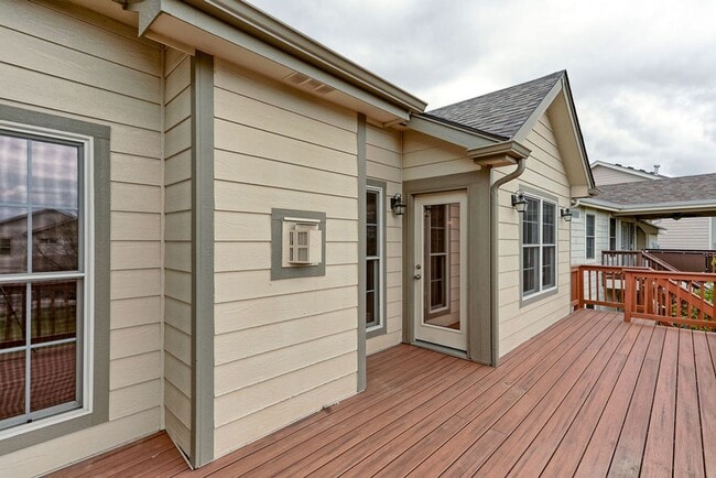 Building Photo - 4 Bedroom 3 Bath Ranch in Greeley