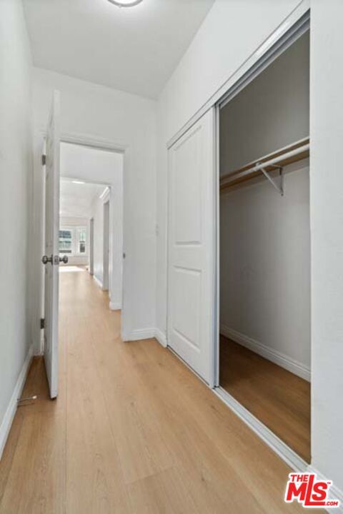 Building Photo - 1125 S Lake St