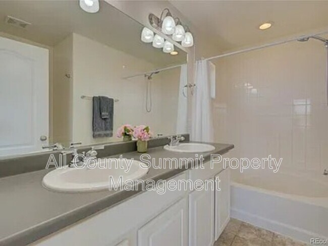 Building Photo - 4795 E 98th Pl