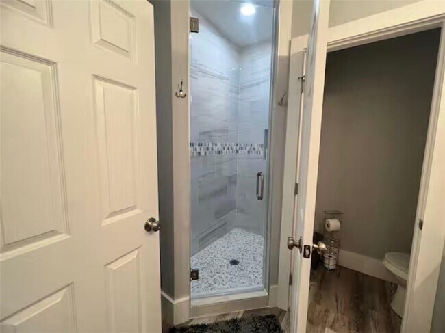 Building Photo - 2018 Detroit Ave NW