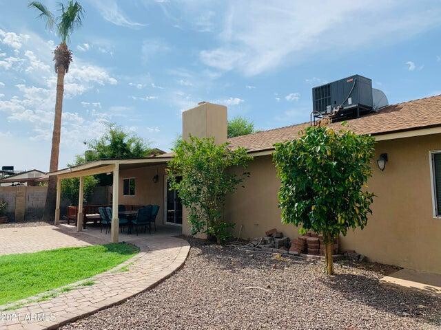 Building Photo - 8832 E Lupine Ave