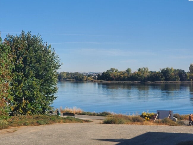 Building Photo - Riverwalk Village-Luxury living-partial ri...