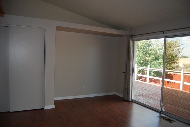 Building Photo - Adorable 3BD 2BA Home!