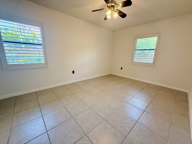 Building Photo - 2 bed 2 bath condo in Rosemary's District