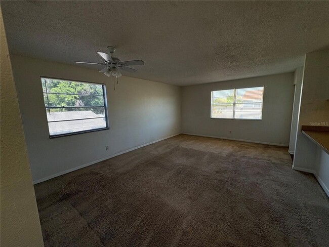 Building Photo - 5717 S Dale Mabry Hwy
