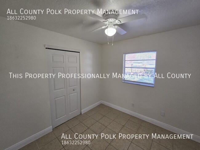 Building Photo - Great 4 Bedroom Home For Rent in Orlando