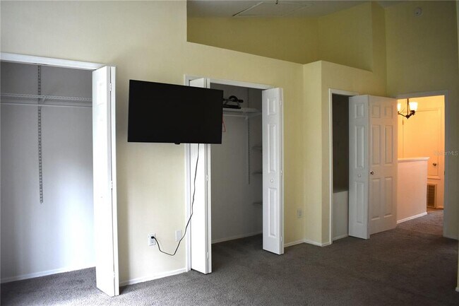 Building Photo - 12369 Berkeley Square Dr