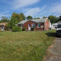 Building Photo - 5717 Mt Washington Rd