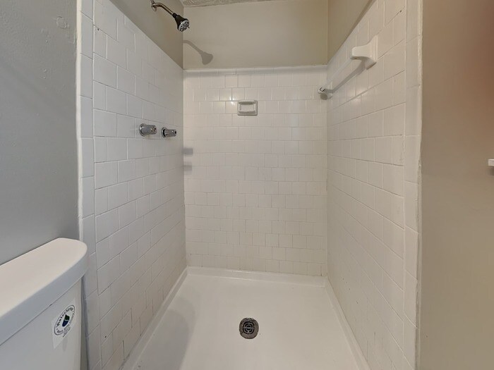 Building Photo - 1383 Muirfield Dr