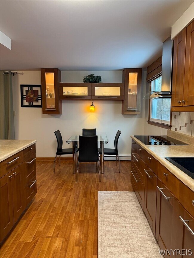 Building Photo - 114 Ayrault Dr