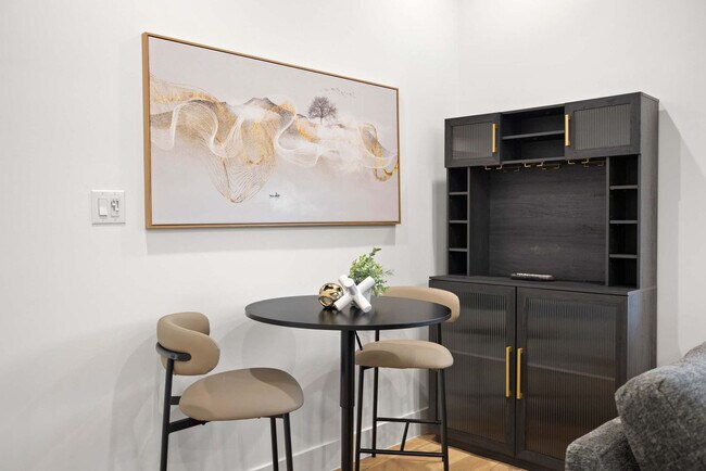 Building Photo - 8922 San Benito Way