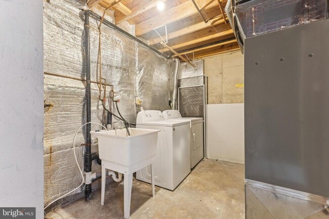 Building Photo - 5555 Caithness Ct