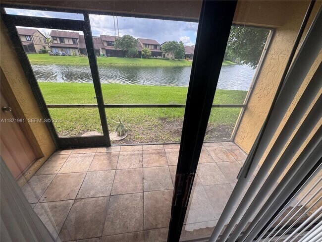 Building Photo - 9060 NW 45th Ct