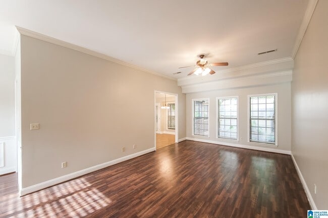 Building Photo - 5440 Virginia Way