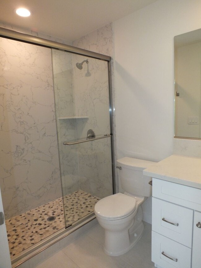 Building Photo - Remodeled 3/2 Placerville home near downtown and Marshall Medical!