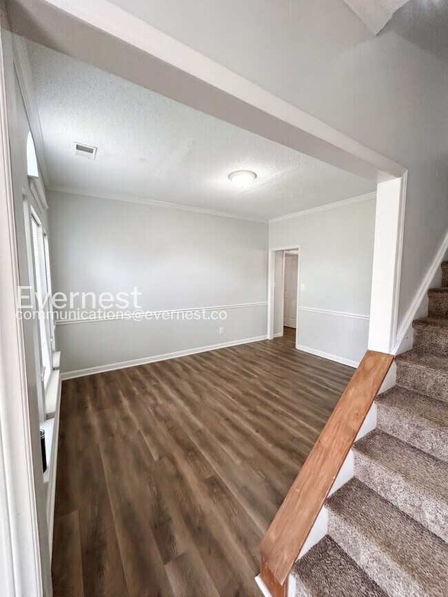 Building Photo - 9601 Marshbrooke Rd