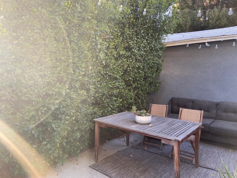 Private Backyard Patio - 607 N Garfield Ave