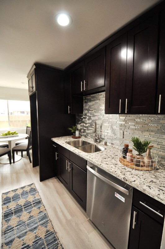 Building Photo - 6620 Linda Vista Rd