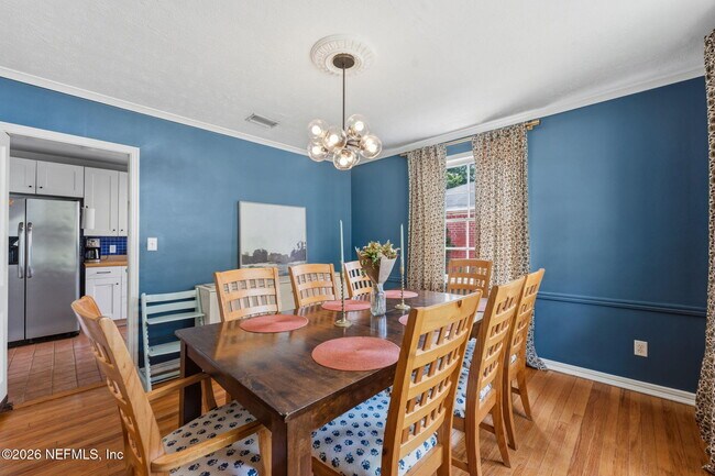 Building Photo - 1650 Parrish Pl