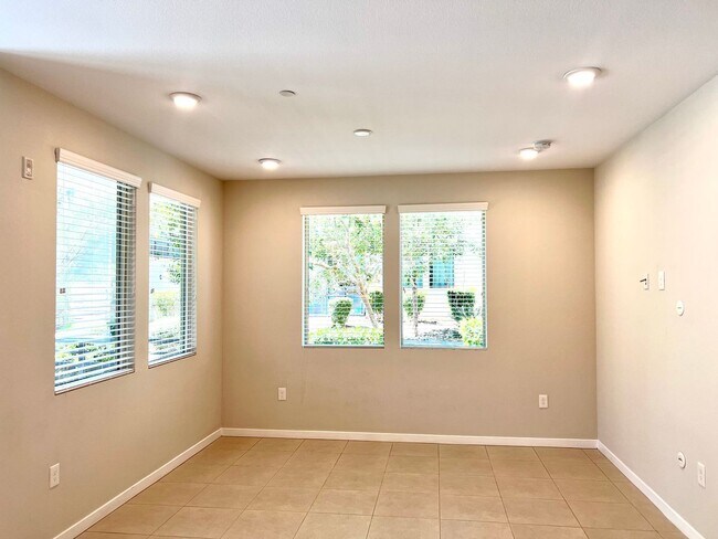 Building Photo - AFFINITY - SUMMERLIN West