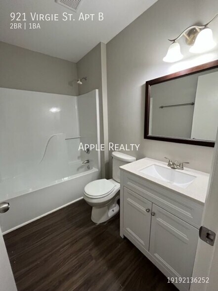 Building Photo - 921 Virgie St