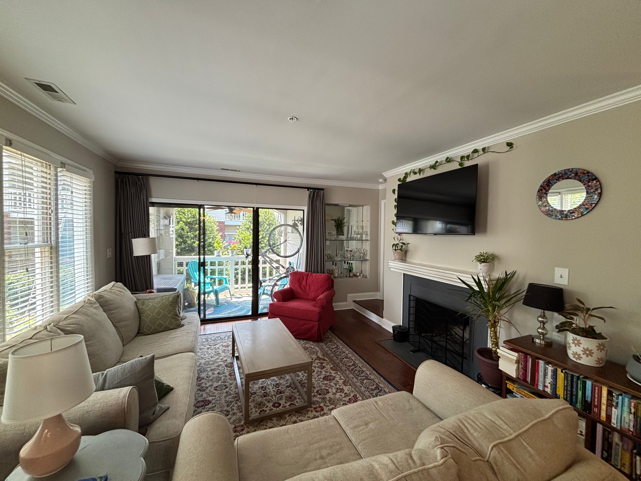 Building Photo - 1021 Brighthurst Dr