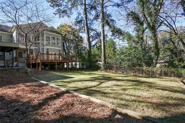 Building Photo - 1084 Country Ln NE