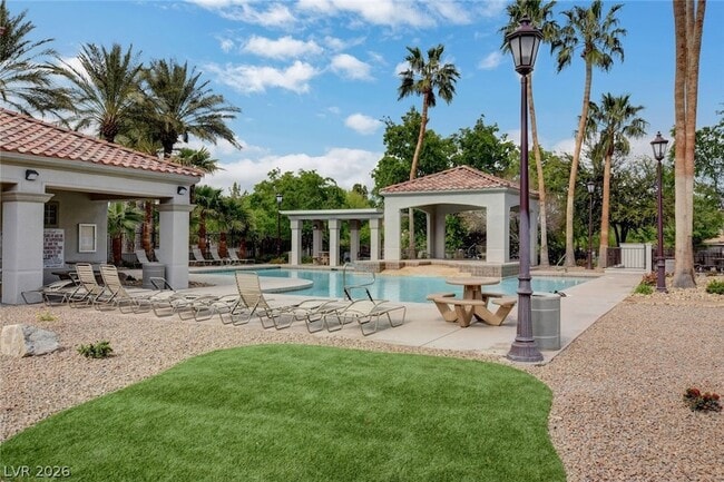 Building Photo - 1843 Thunder Mountain Dr