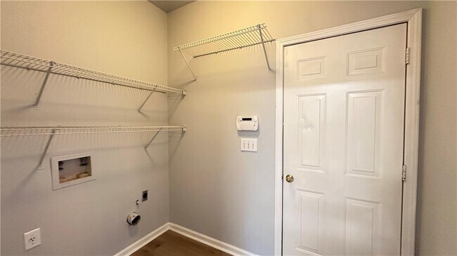 Building Photo - 515 Weathervane Ct