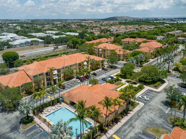 Building Photo - 7330 NW 114th Ave