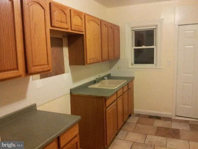 Building Photo - 20 N Rosedale St