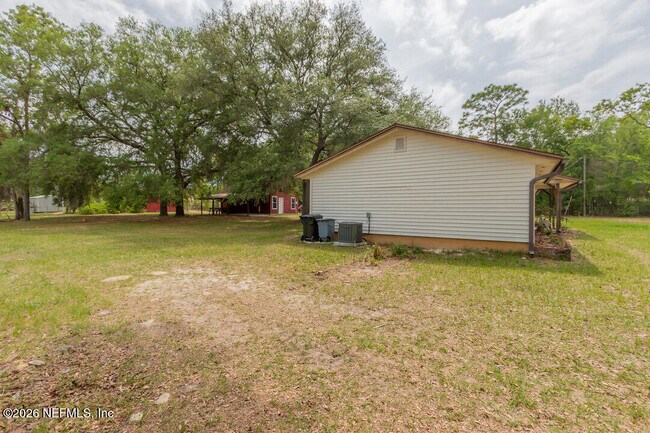 Building Photo - 4523 Chipmunk Rd