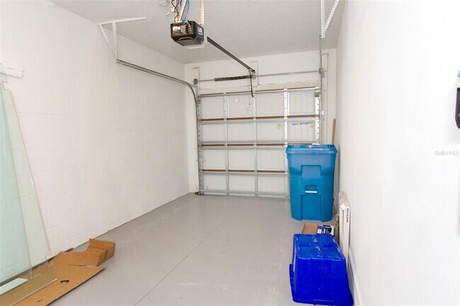 Building Photo - 16657 Shell Bay Dr